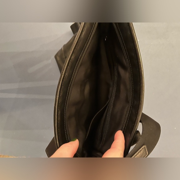 Men’s black Coach bag - Picture 4 of 5